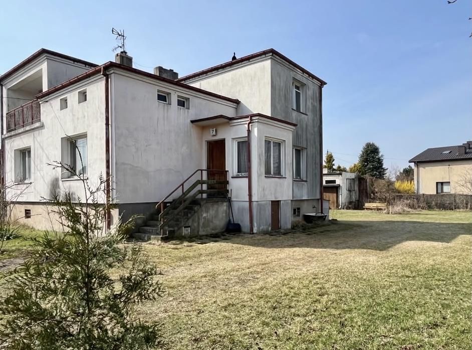 dom wolnostojący, 6 pokoi Emilia, Gołębia. Zdjęcie 2