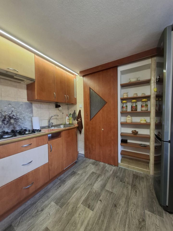 dom wolnostojący, 7 pokoi Żmigród, ul. Kwiatowa. Zdjęcie 9