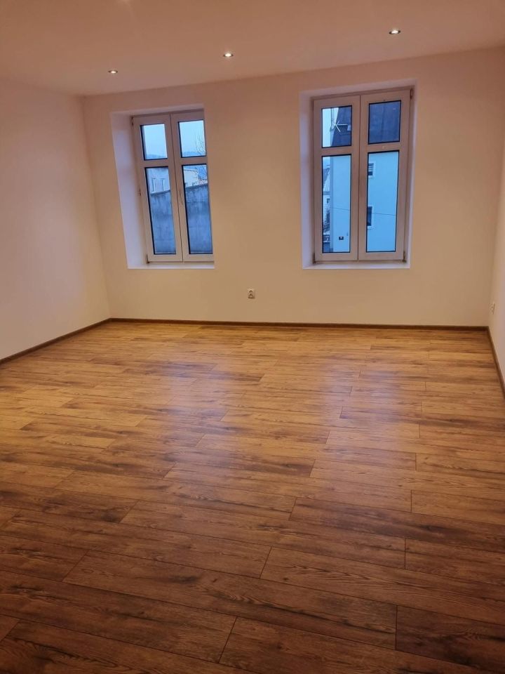 Mieszkanie 2-pokojowe Mieroszów Centrum. Zdjęcie 1