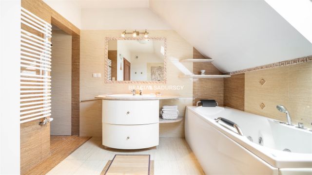 dom wolnostojący, 6 pokoi Dobranowice. Zdjęcie 13