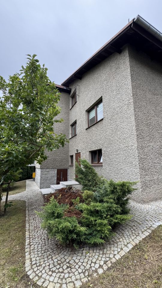 dom wolnostojący, 5 pokoi Świdnica, ul. Feliksa Stamma. Zdjęcie 2