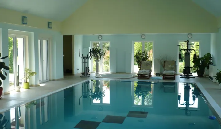 dom wolnostojący, 6 pokoi Łazy