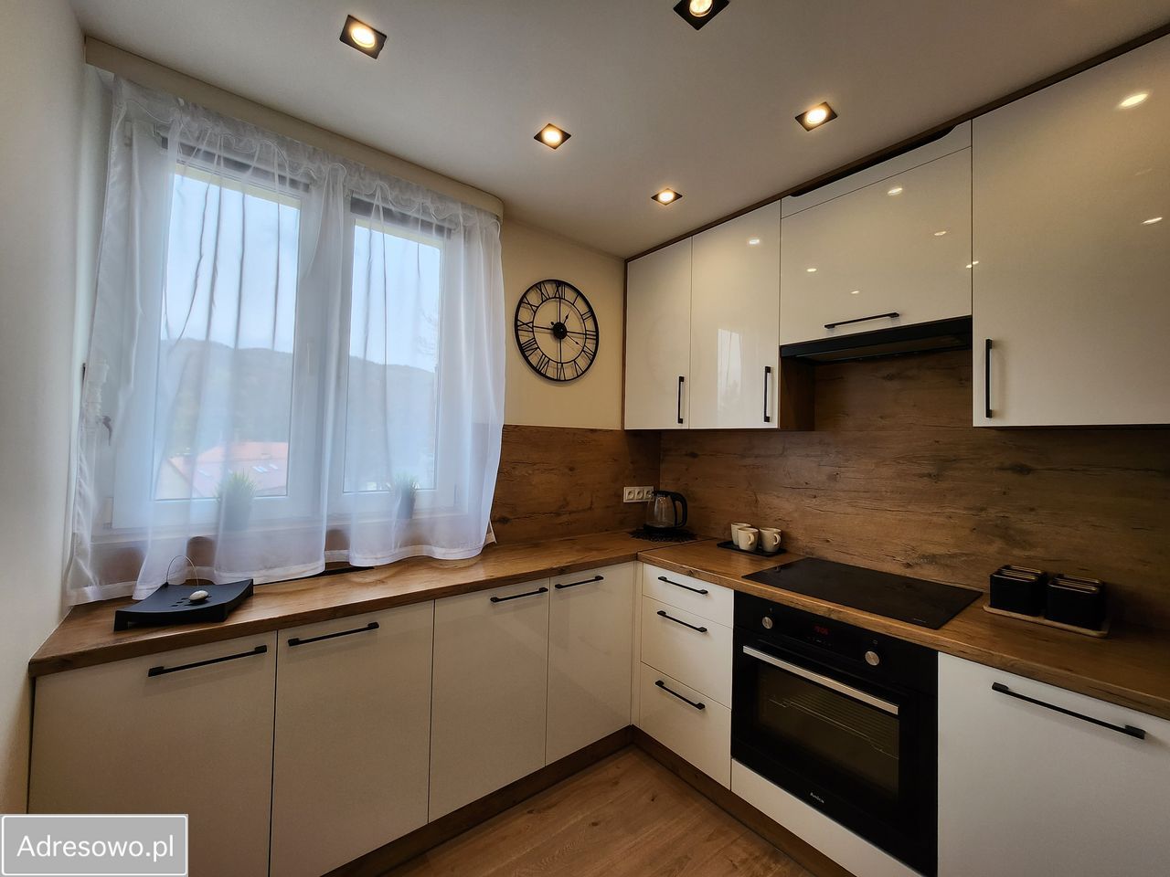 Mieszkanie 3-pokojowe Wałbrzych Stary Zdrój, ul. Parkowa. Zdjęcie 2