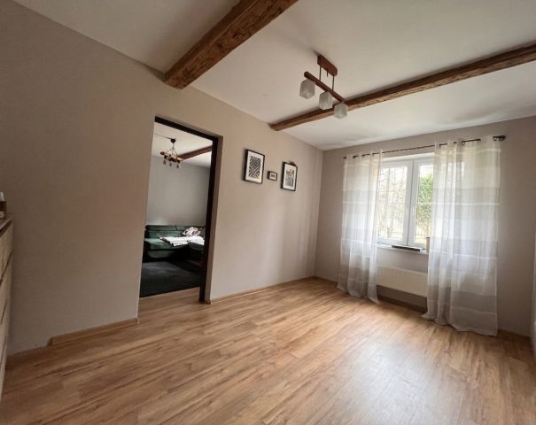 dom wolnostojący, 3 pokoje Rykowiec. Zdjęcie 24