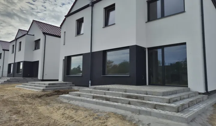 bliźniak, 5 pokoi Pobiedziska, ul. Potokowa