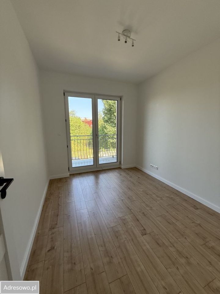 bliźniak, 5 pokoi Warszawa Wawer, ul. Dąbrowa. Zdjęcie 12