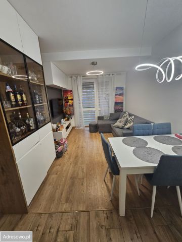 Mieszkanie 3-pokojowe Kielce Szydłówek, ul. Klonowa. Zdjęcie 1