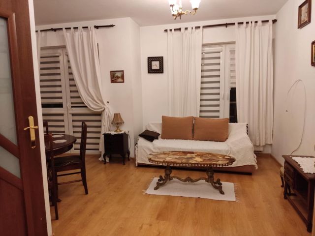 Mieszkanie 1-pokojowe Nowy Dwór Mazowiecki. Zdjęcie 1