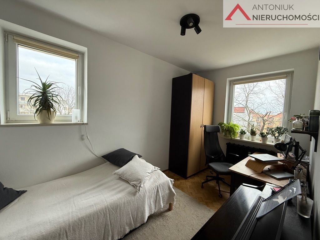 Mieszkanie 4-pokojowe Nowy Dwór Mazowiecki, ul. gen. Leopolda Okulickiego. Zdjęcie 6