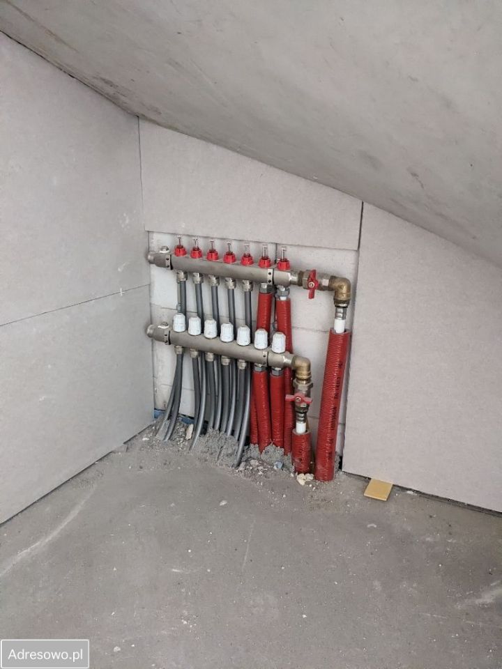 dom szeregowy, 4 pokoje Brzozówka, ul. Osiedle Ciche. Zdjęcie 4