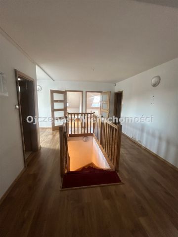 dom wolnostojący, 12 pokoi Ciele. Zdjęcie 5