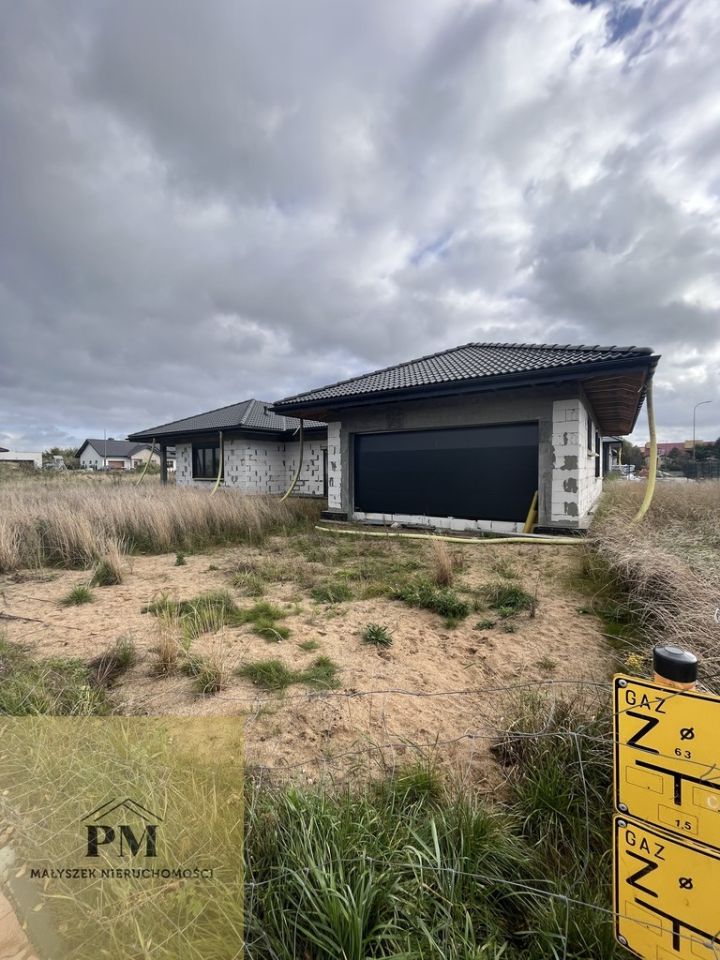 dom wolnostojący, 5 pokoi Bobolice, ul. Kwiatów Polnych. Zdjęcie 4