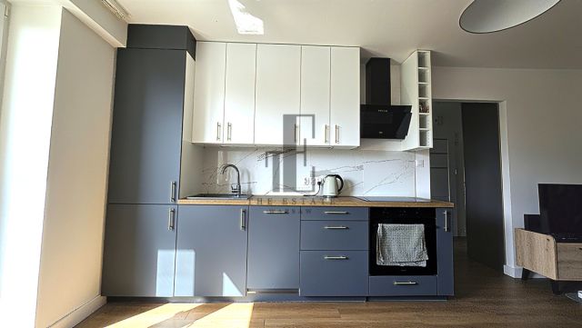 Mieszkanie 3-pokojowe Warszawa. Zdjęcie 3