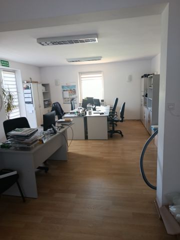 Lokal Rzeszów, ul. Zawiszy Czarnego. Zdjęcie 1