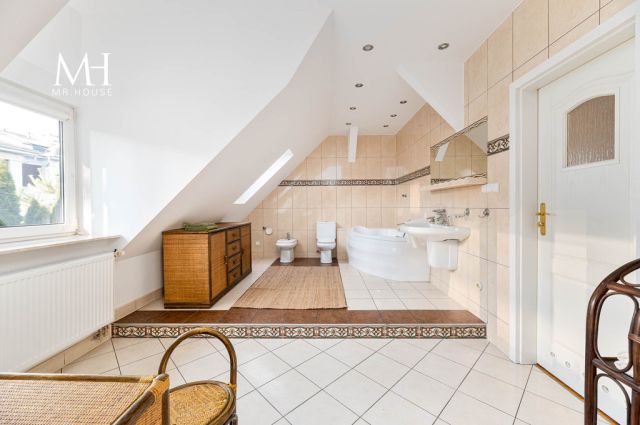 dom wolnostojący, 5 pokoi Łódź Julianów. Zdjęcie 12