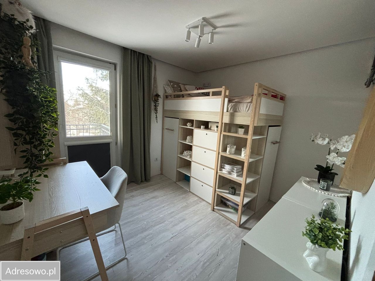 Mieszkanie 4-pokojowe Warszawa Wawer, ul. Jana Zygmunta Skrzyneckiego. Zdjęcie 2