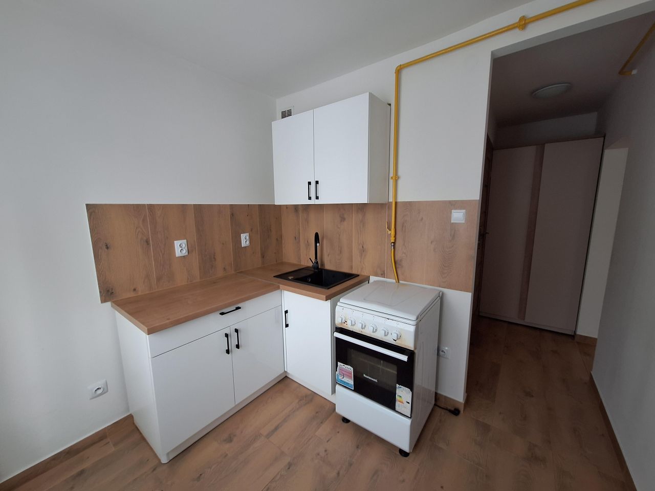 Mieszkanie 2-pokojowe Nowy Sącz Barskie, al. Aleje mjr. Henryka Sucharskiego. Zdjęcie 5