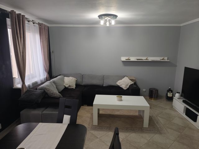 Mieszkanie 3-pokojowe Krosno Śródmieście, ul. Stanisława Betleja. Zdjęcie 1