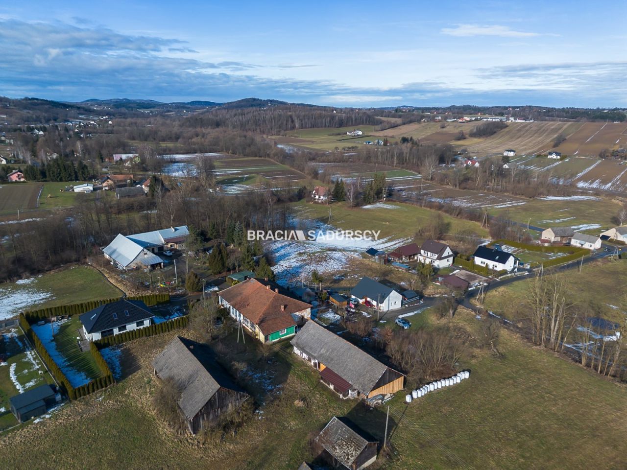 dom wolnostojący, 2 pokoje Grabie. Zdjęcie 37