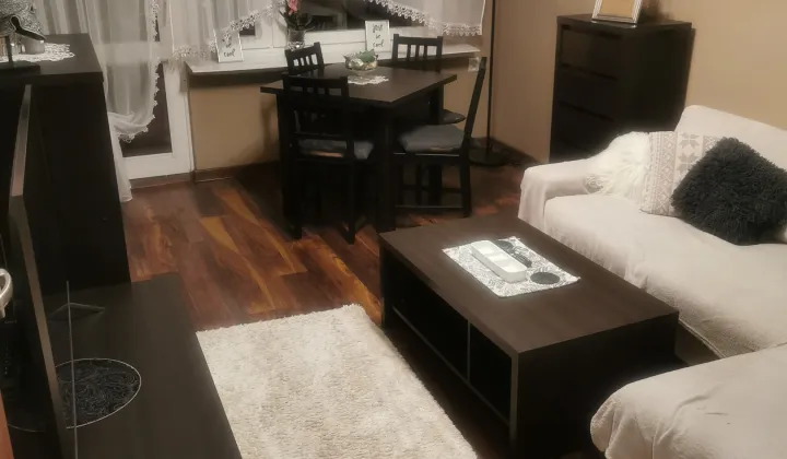 Mieszkanie 3-pokojowe Włoszczowa Miasto, ul. Wiśniowa