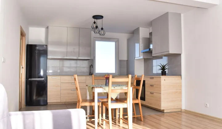 Mieszkanie 3-pokojowe Dębogórze, ul. Sezamkowa