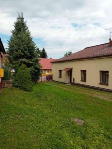 dom wolnostojący, 3 pokoje Grybów Śródmieście, ul. Kazimierza Wielkiego. Zdjęcie 1