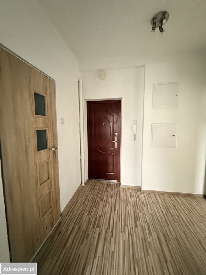 Mieszkanie 1-pokojowe Łódź Górna. Zdjęcie 2