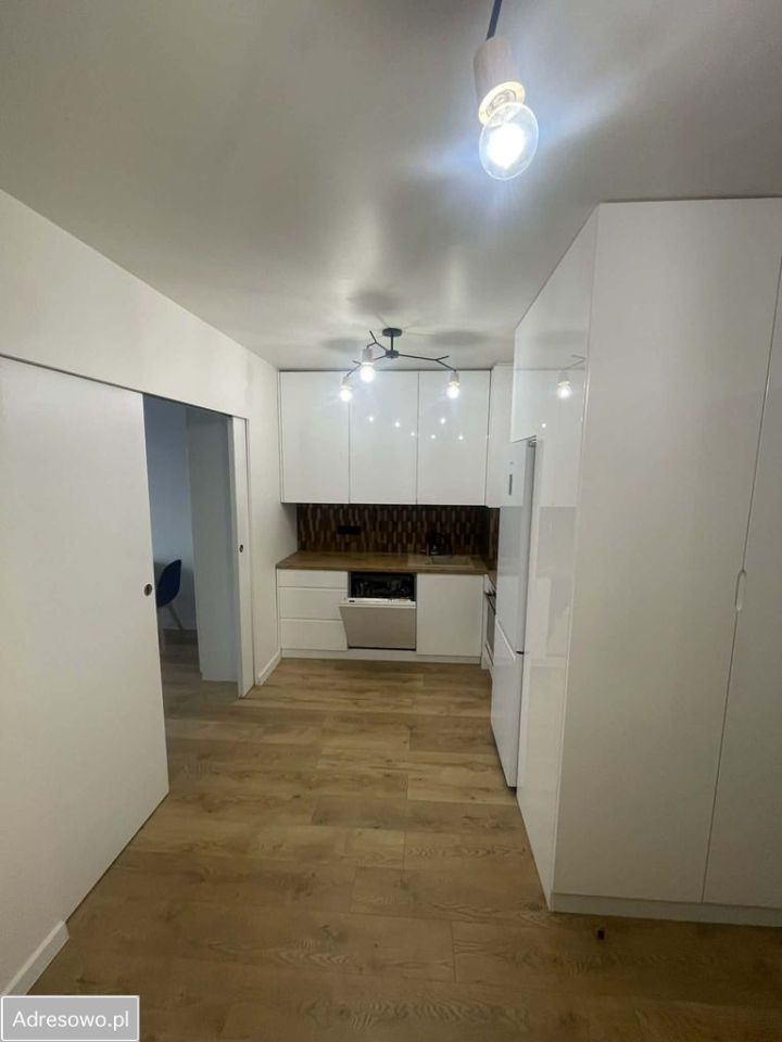 Mieszkanie 3-pokojowe Łódź Polesie, ul. Walerego Wróblewskiego. Zdjęcie 3