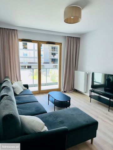 Mieszkanie 3-pokojowe Gdańsk Letnica, ul. Letnicka. Zdjęcie 1