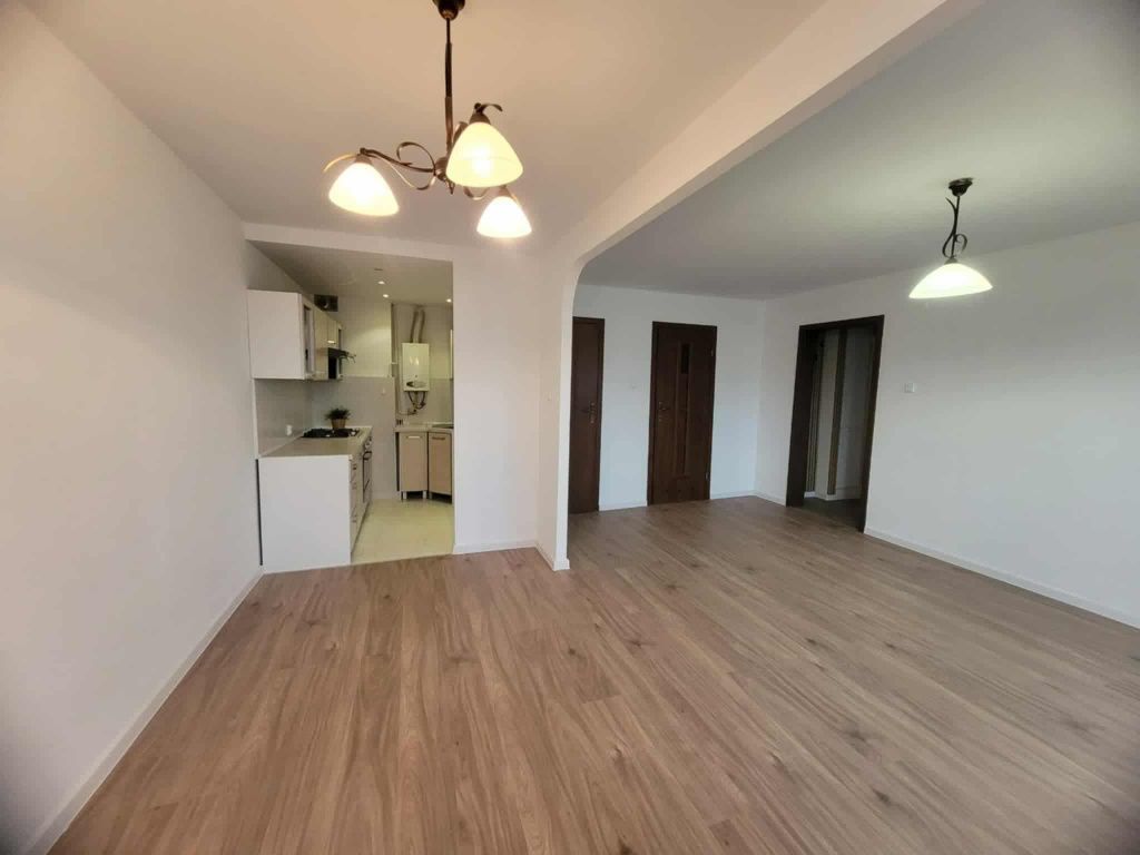 Mieszkanie 2-pokojowe Chełmno, os. Marii Curie-Skłodowskiej. Zdjęcie 3