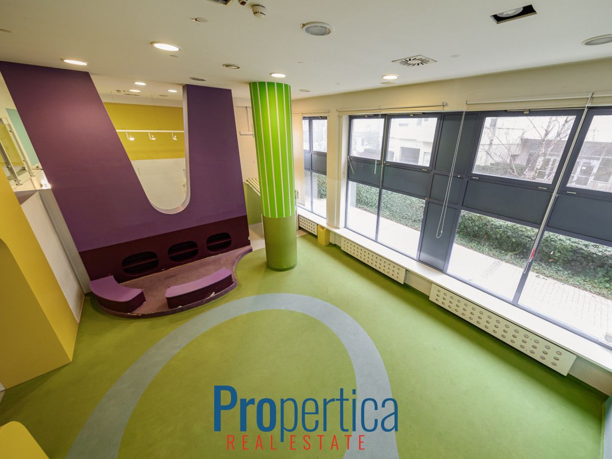 Lokal Warszawa Ursynów, al. Komisji Edukacji Narodowej. Zdjęcie 2