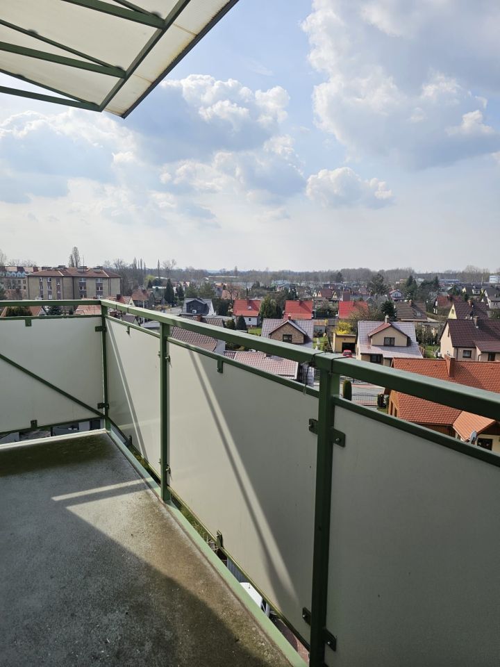 Mieszkanie 3-pokojowe Knurów. Zdjęcie 6