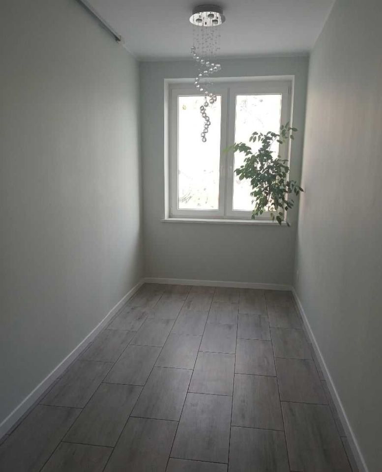 Mieszkanie 3-pokojowe Skierniewice Centrum, ul. Żwirki. Zdjęcie 1