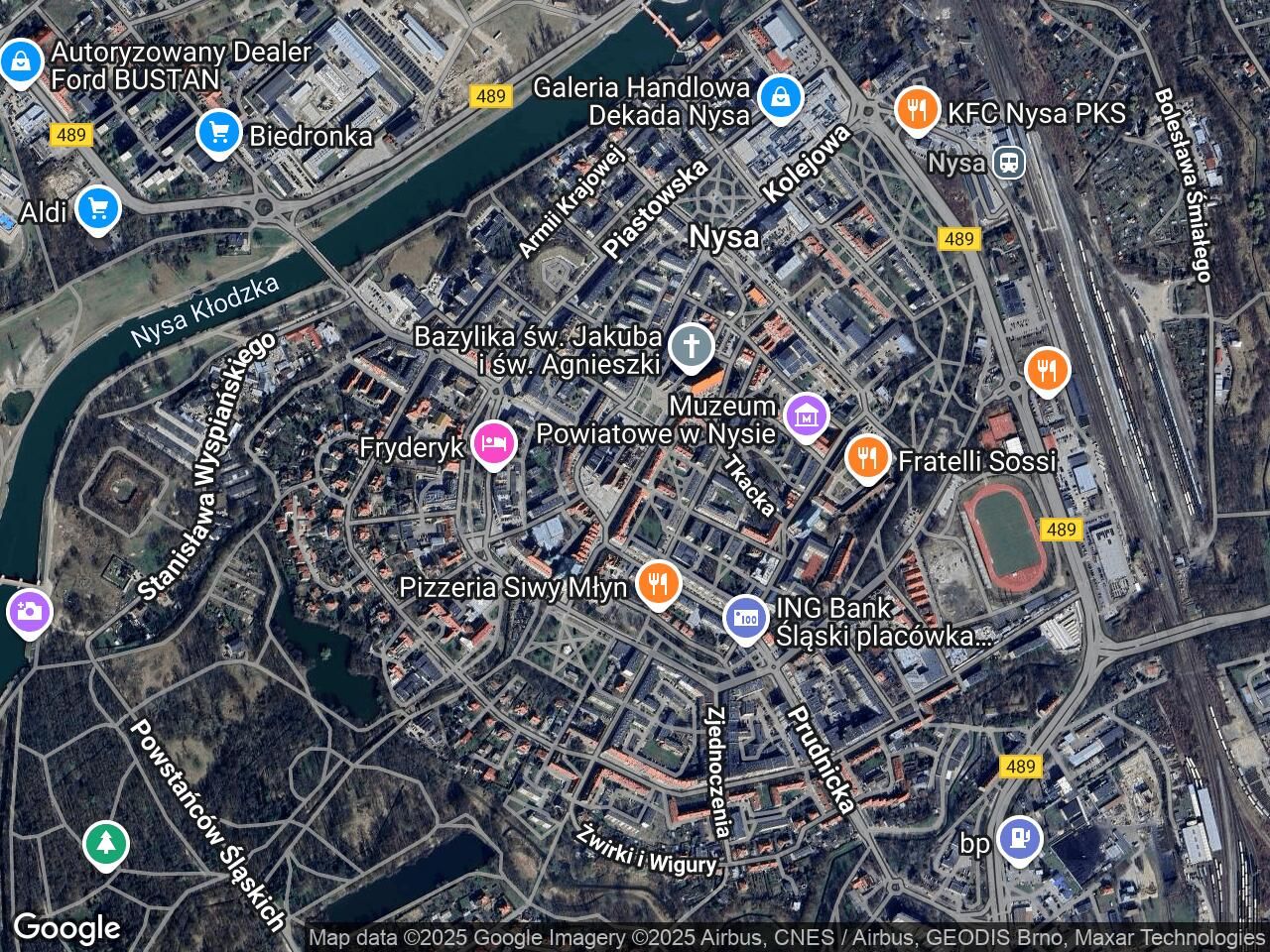 Lokal Nysa, rynek Rynek