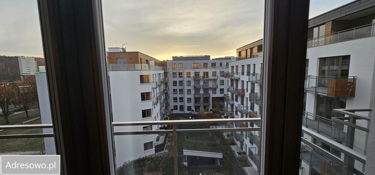 Mieszkanie 3-pokojowe Gdańsk Wrzeszcz, ul. Mariana Hemara. Zdjęcie 2