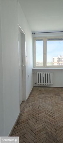 Mieszkanie 1-pokojowe Warszawa Okęcie, al. Dwudziestolatków. Zdjęcie 1