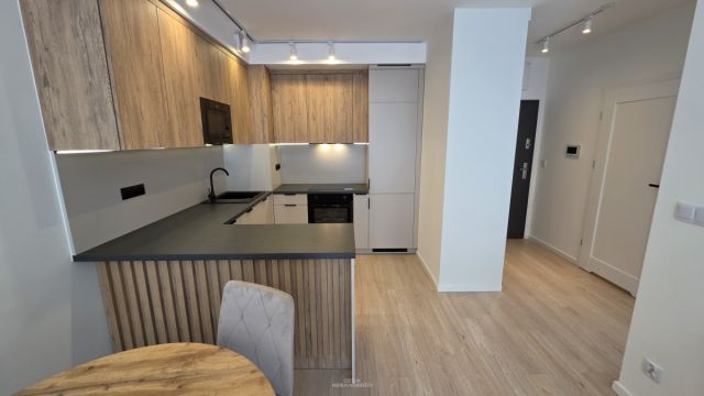 Mieszkanie 2-pokojowe Katowice Wełnowiec, ul. Ignacego Daszyńskiego. Zdjęcie 2