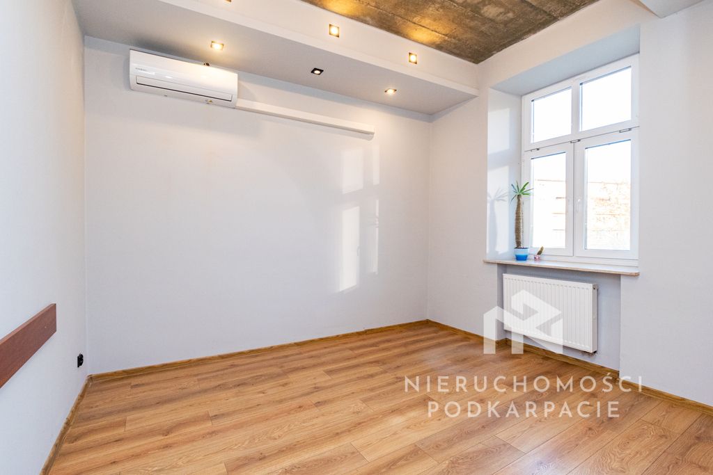 Biuro Rzeszów Śródmieście, ul. Henryka Jakuba Kreczmera. Zdjęcie 4