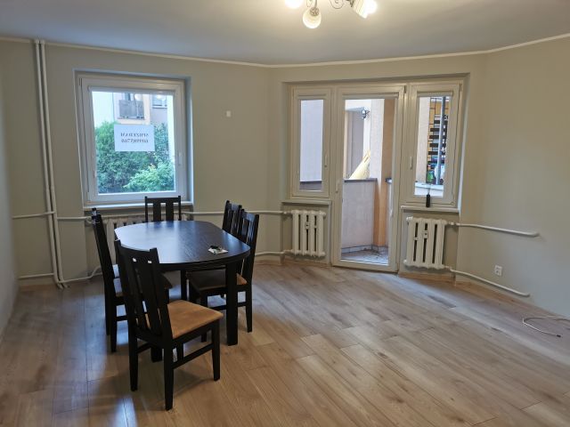 Mieszkanie 3-pokojowe Strzelin, ul. św. Jana. Zdjęcie 1