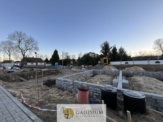 bliźniak, 4 pokoje Nicponia. Zdjęcie 19