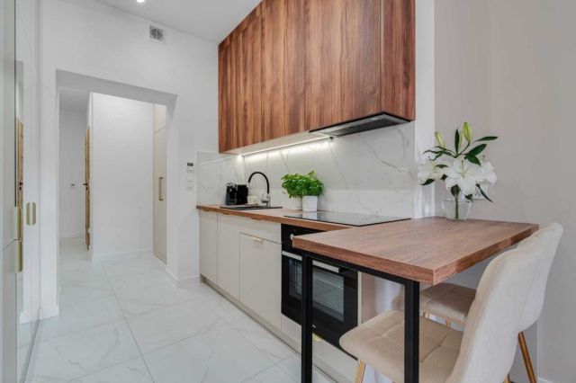 Mieszkanie 2-pokojowe Wrocław Śródmieście, ul. Marii Curie-Skłodowskiej. Zdjęcie 1