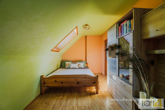 dom wolnostojący, 6 pokoi Radłów. Zdjęcie 3