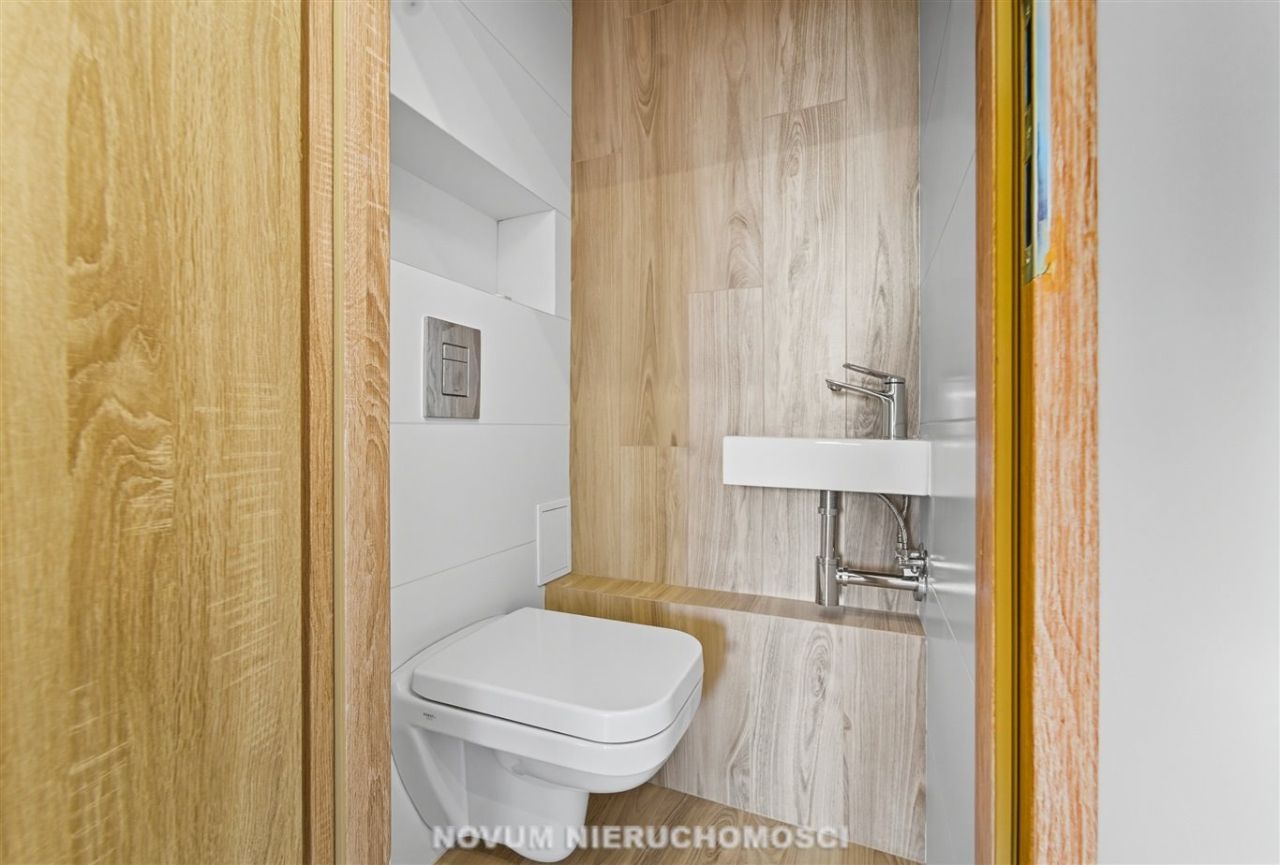 Mieszkanie 3-pokojowe Tarnowskie Góry. Zdjęcie 8