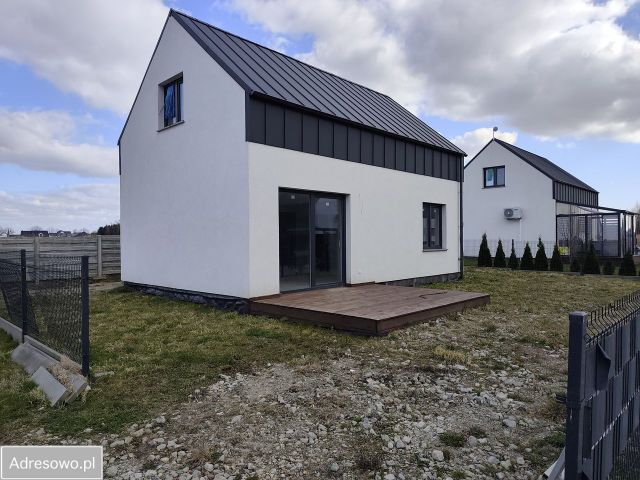 dom wolnostojący, 4 pokoje Kamień Pomorski, ul. Krzysztofa Pendereckiego. Zdjęcie 1