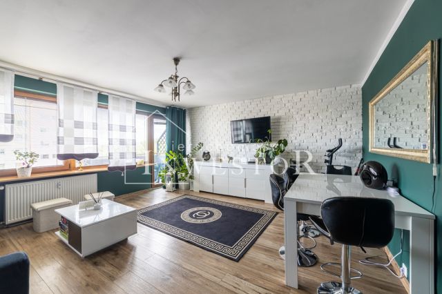 Mieszkanie 3-pokojowe Nysa, ul. Kornela Ujejskiego. Zdjęcie 1