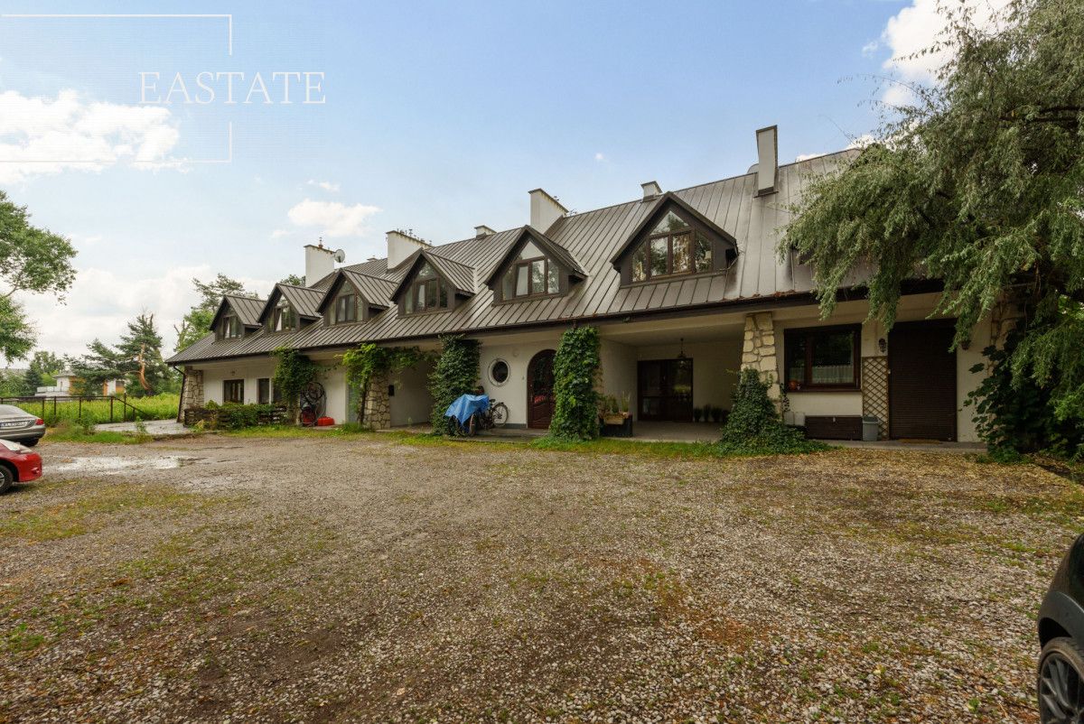 dom szeregowy, 3 pokoje Łomianki Dolne. Zdjęcie 2