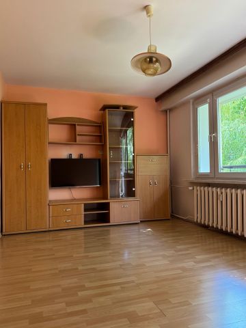 Mieszkanie 2-pokojowe Nysa Zamłynie, ul. Stanisława Wasylewskiego. Zdjęcie 1