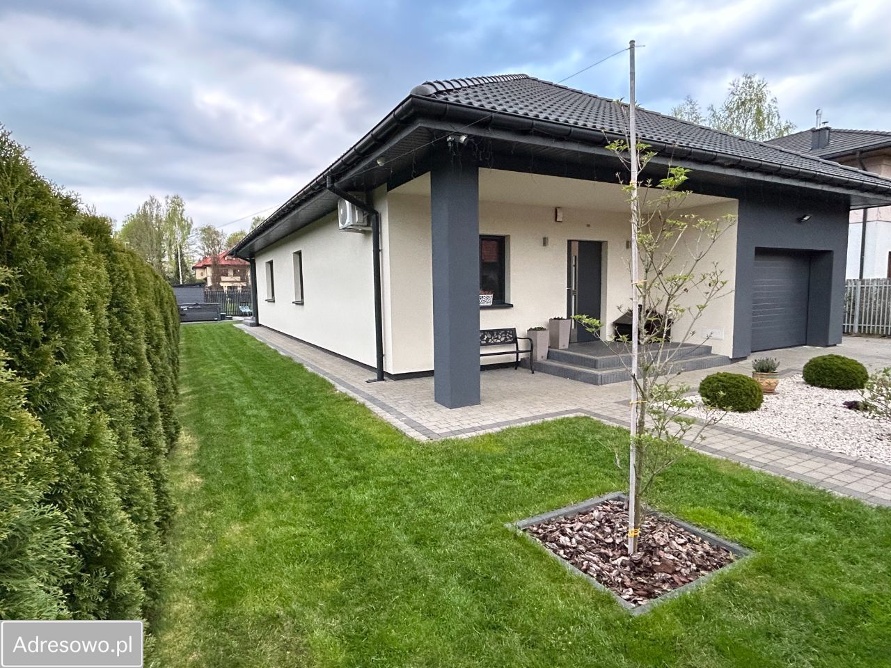 dom wolnostojący, 5 pokoi Jabłonna. Zdjęcie 1