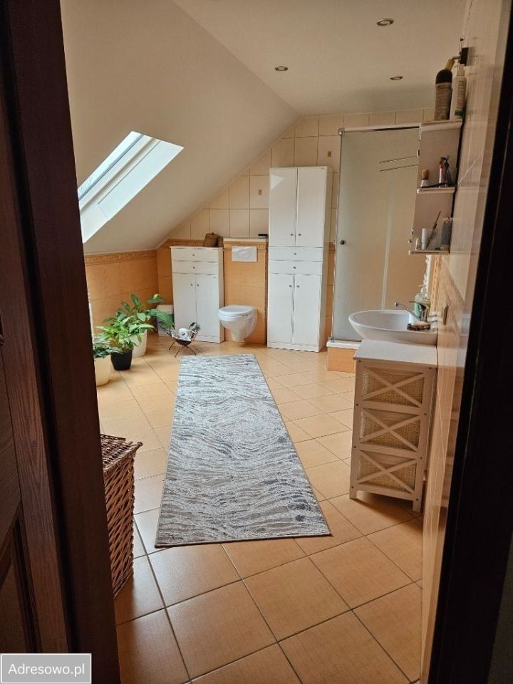 dom wolnostojący, 6 pokoi Jaskrów. Zdjęcie 14