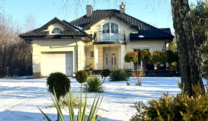 dom wolnostojący, 5 pokoi Radomsko Bartodzieje Podleśne, ul. Batalionów Chłopskich